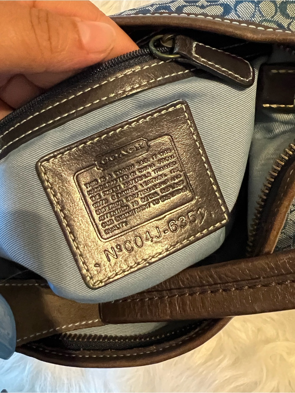 Coach Blue Signature Canvas Shoulder Bag with Dark Trim - Picture 6 of 7